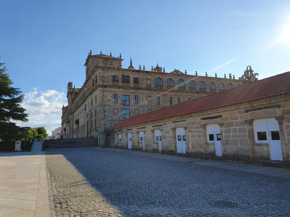 La Casita De Plata Lägenhet Monforte De Lemos Exteriör bild